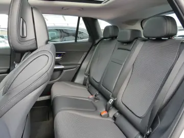 MERCEDES-BENZ GLC 200 Avantgarde 4M Panorama R-Kamer&hellip;