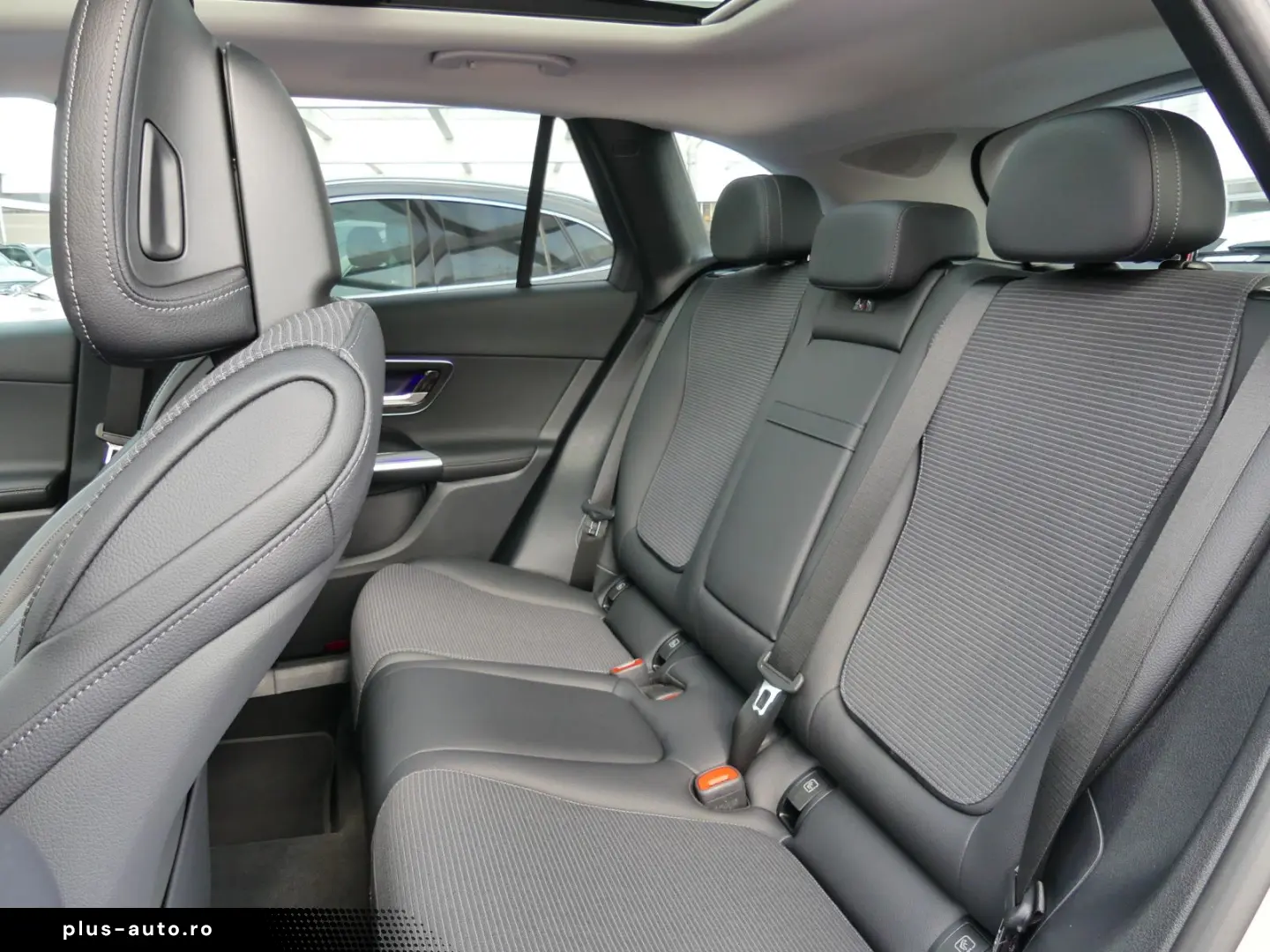 MERCEDES-BENZ GLC 200 Avantgarde 4M Panorama R-Kamer&hellip;