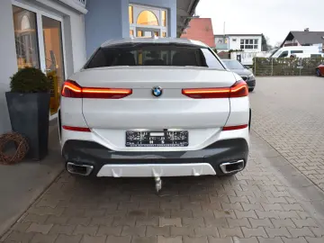 BMW X6 xDrive30d M Sport Laser Abstand Pano AHK