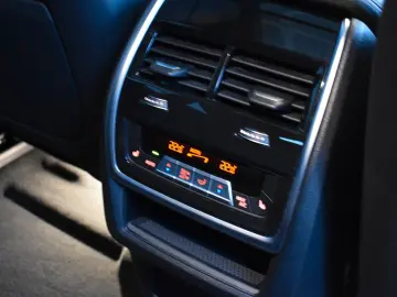 BMW X6 xDrive30d M Sport Laser Abstand Pano AHK