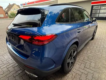 MERCEDES-BENZ GLC 200 AMG PREMIUM    4MATIC NAPPA 1 OF 1