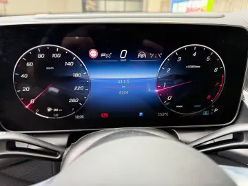 MERCEDES-BENZ GLC 200 AMG PREMIUM    4MATIC NAPPA 1 OF 1