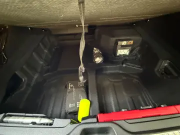 MERCEDES-BENZ GLC 200 AMG PREMIUM    4MATIC NAPPA 1 OF 1