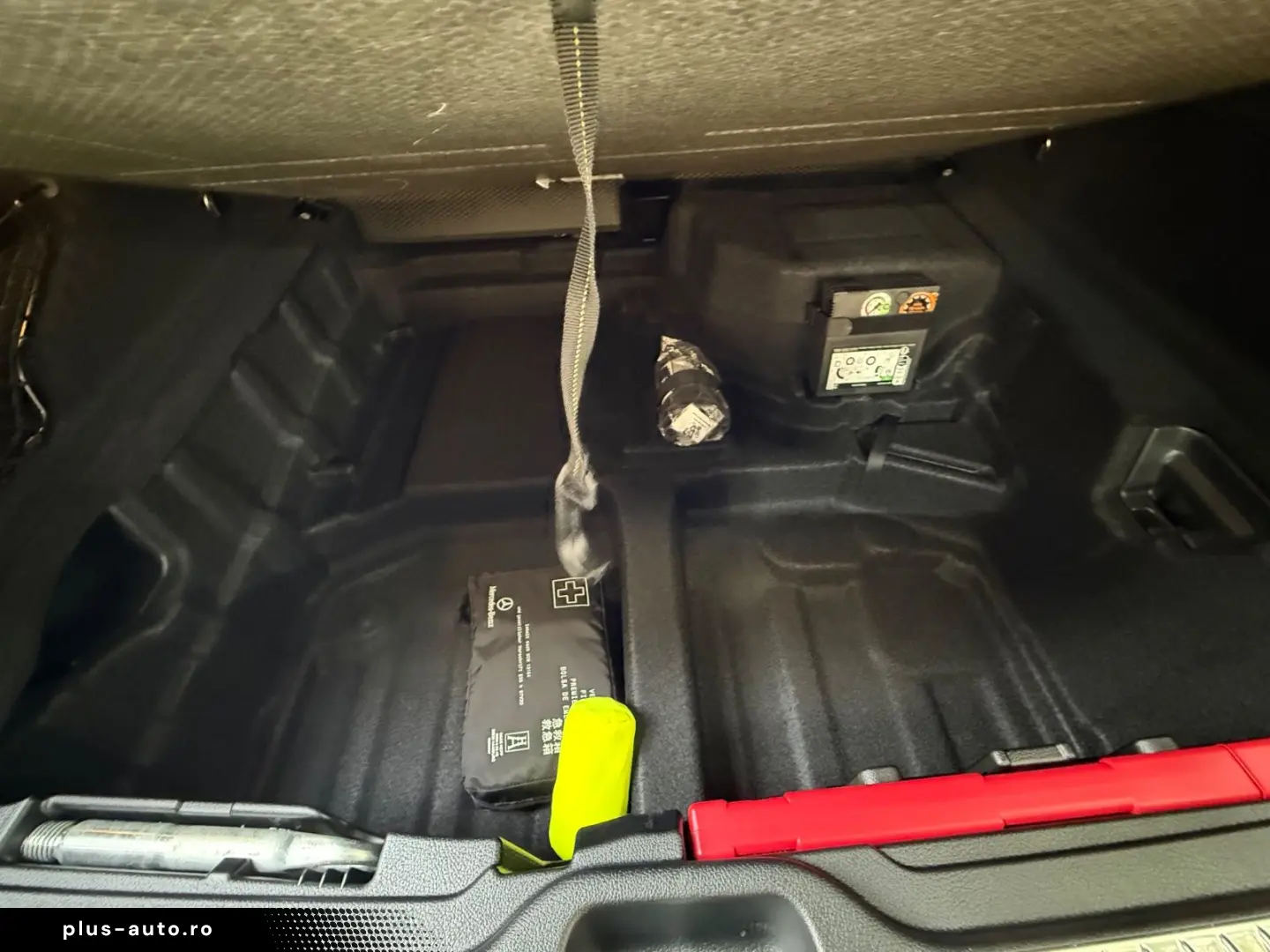 MERCEDES-BENZ GLC 200 AMG PREMIUM    4MATIC NAPPA 1 OF 1