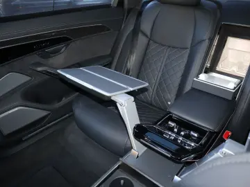 AUDI A8L 60 TFSIe lang exclusive B&O