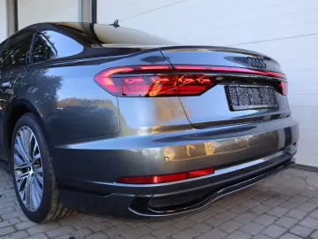 AUDI A8L 60 TFSIe lang exclusive B&O