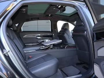 AUDI A8L 60 TFSIe lang exclusive B&O