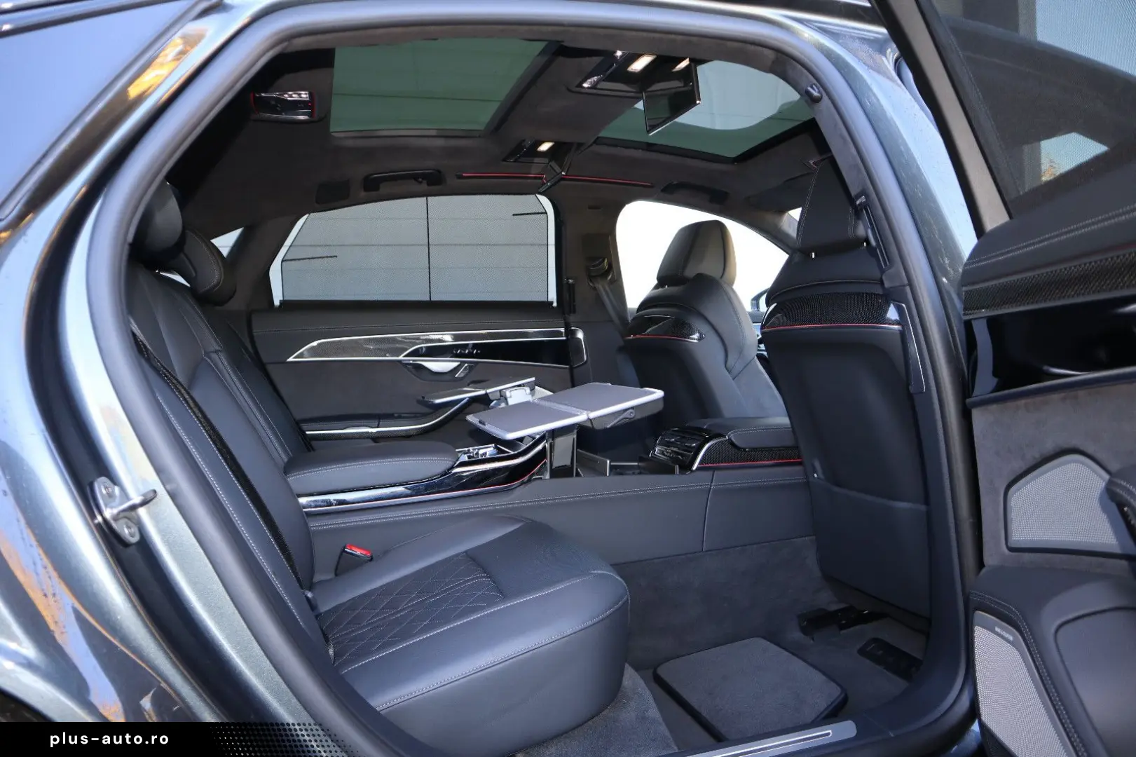 AUDI A8L 60 TFSIe lang exclusive B&O