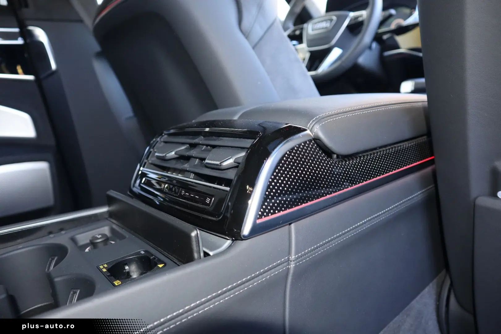 AUDI A8L 60 TFSIe lang exclusive B&O