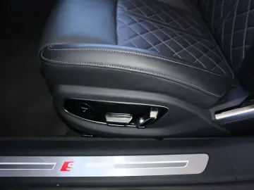 AUDI A8L 60 TFSIe lang exclusive B&O