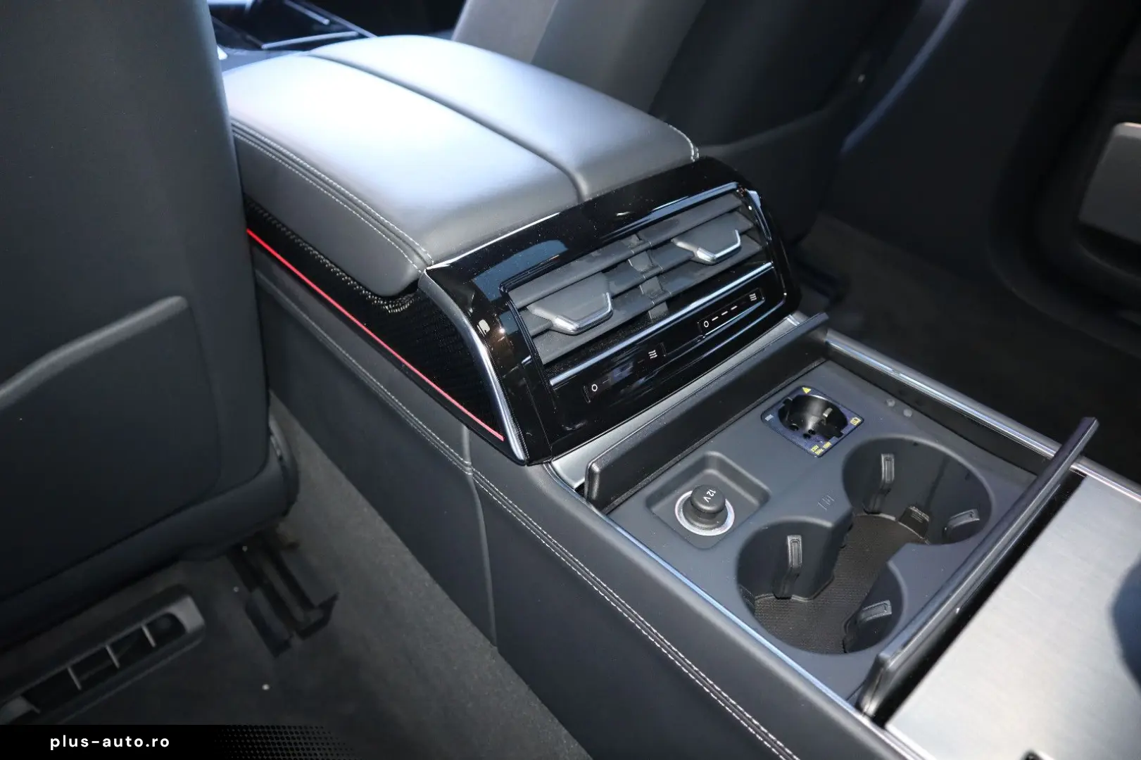 AUDI A8L 60 TFSIe lang exclusive B&O