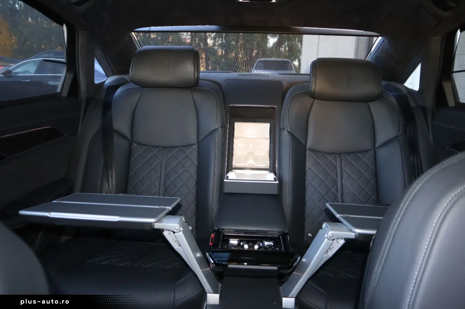 AUDI A8L 60 TFSIe lang exclusive B&O