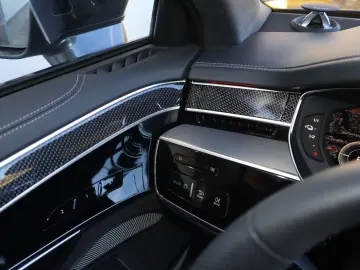 AUDI A8L 60 TFSIe lang exclusive B&O