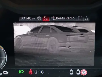 AUDI A8L 60 TFSIe lang exclusive B&O