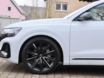 AUDI Q8 50TDI S line quattro RS-SITZ PANO STANDHEIZ 1