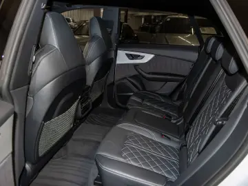 AUDI Q8 50 TDI quattro competition AHK Pano 23''