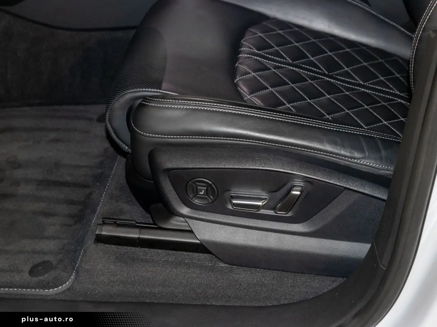 AUDI Q8 50 TDI quattro competition AHK Pano 23''