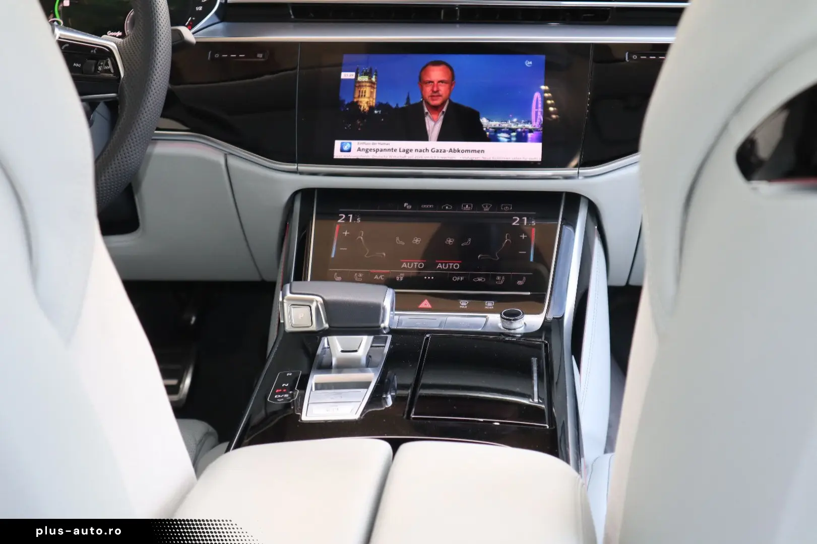 AUDI A8L 60 TFSIe Lang EXCLUSIVE UNICAT