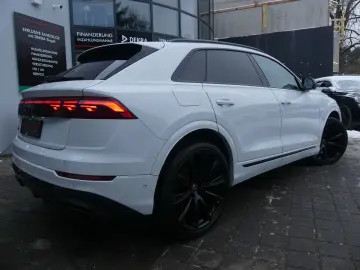 AUDI Q8 50 TDI quattro S-Line PANO STNDHZ S-SITZE HUD