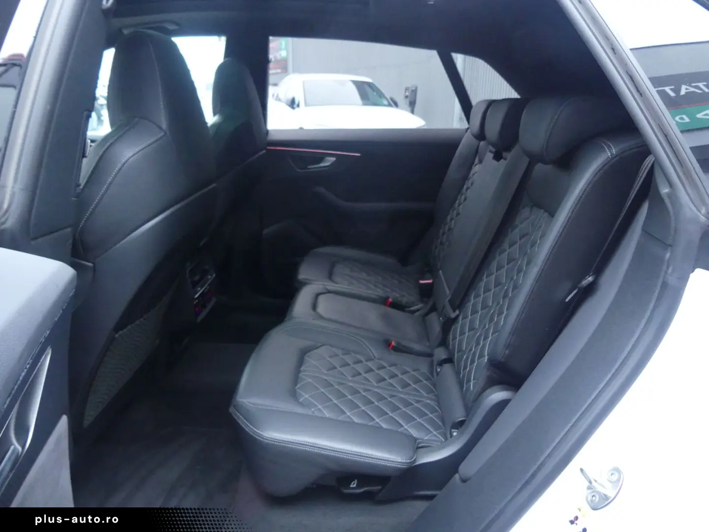 AUDI Q8 50 TDI quattro S-Line PANO STNDHZ S-SITZE HUD