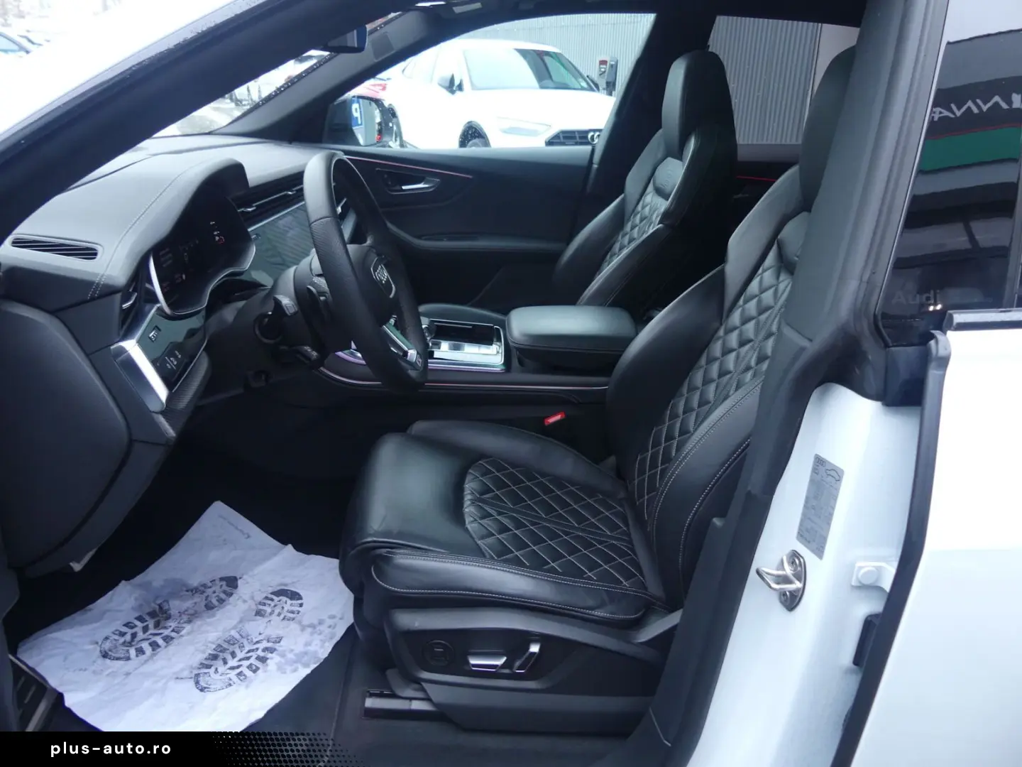 AUDI Q8 50 TDI quattro S-Line PANO STNDHZ S-SITZE HUD