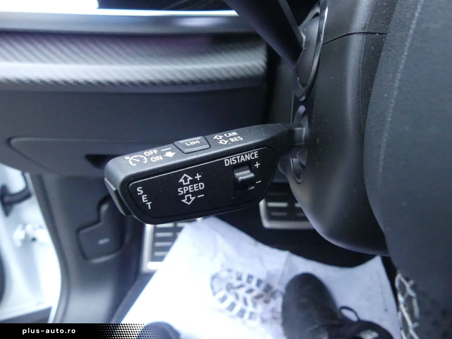 AUDI Q8 50 TDI quattro S-Line PANO STNDHZ S-SITZE HUD