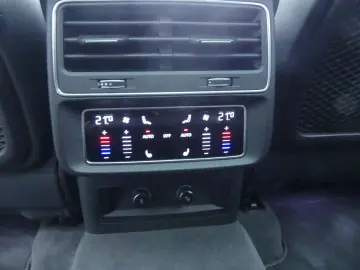 AUDI Q8 50 TDI quattro S-Line PANO STNDHZ S-SITZE HUD