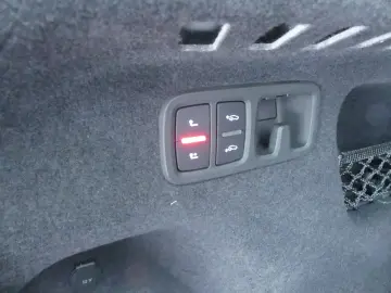 AUDI Q8 50 TDI quattro S-Line PANO STNDHZ S-SITZE HUD