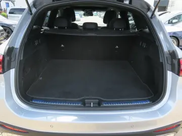 MERCEDES-BENZ GLC 220 d 4M AMG Line Advanced Pano-Dach AHK