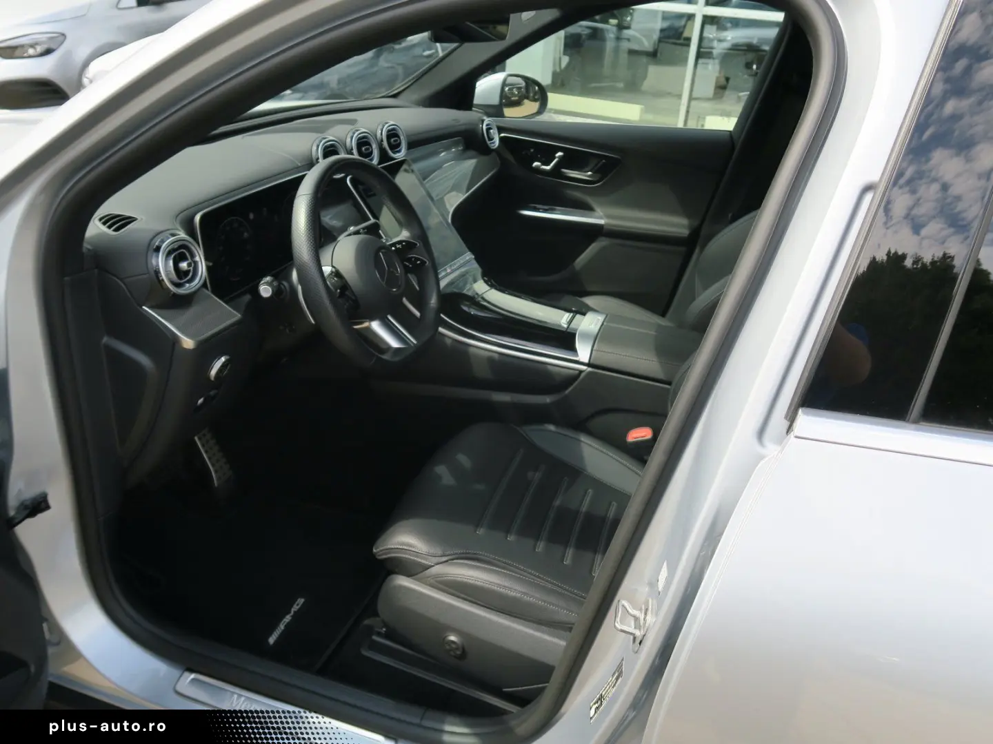 MERCEDES-BENZ GLC 220 d 4M AMG Line Advanced Pano-Dach AHK