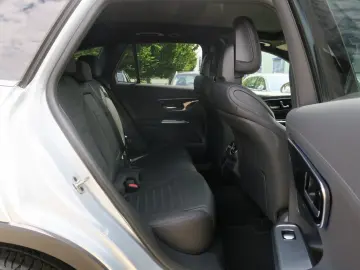 MERCEDES-BENZ GLC 220 d 4M AMG Line Advanced Pano-Dach AHK