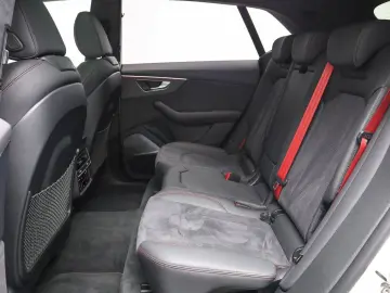 AUDI Q8 55 TFSI 2 x S line Pano Assist Matrix B&O