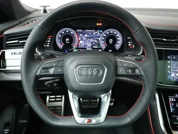 AUDI Q8 55 TFSI 2 x S line Pano Assist Matrix B&O
