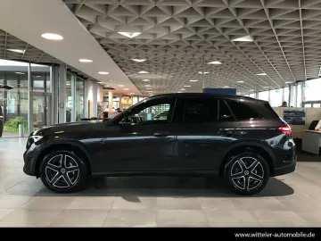 MERCEDES-BENZ GLC 200 4M AMG Line Night AHK Kamera M&hellip;