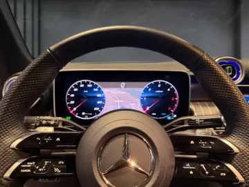 MERCEDES-BENZ GLC 220 d 4MATIC AMG Pano Night SpurW &hellip;