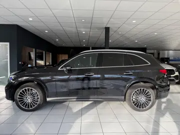 MERCEDES-BENZ GLC 300 de 4M AMG PANO'DIGITAL L &hellip;