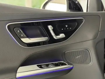 MERCEDES-BENZ GLC 300 de 4M AMG PANO'DIGITAL L &hellip;