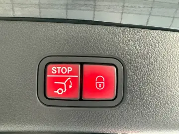 MERCEDES-BENZ GLC 300 de 4M AMG PANO'DIGITAL L &hellip;