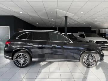 MERCEDES-BENZ GLC 300 de 4M AMG PANO'DIGITAL L &hellip;