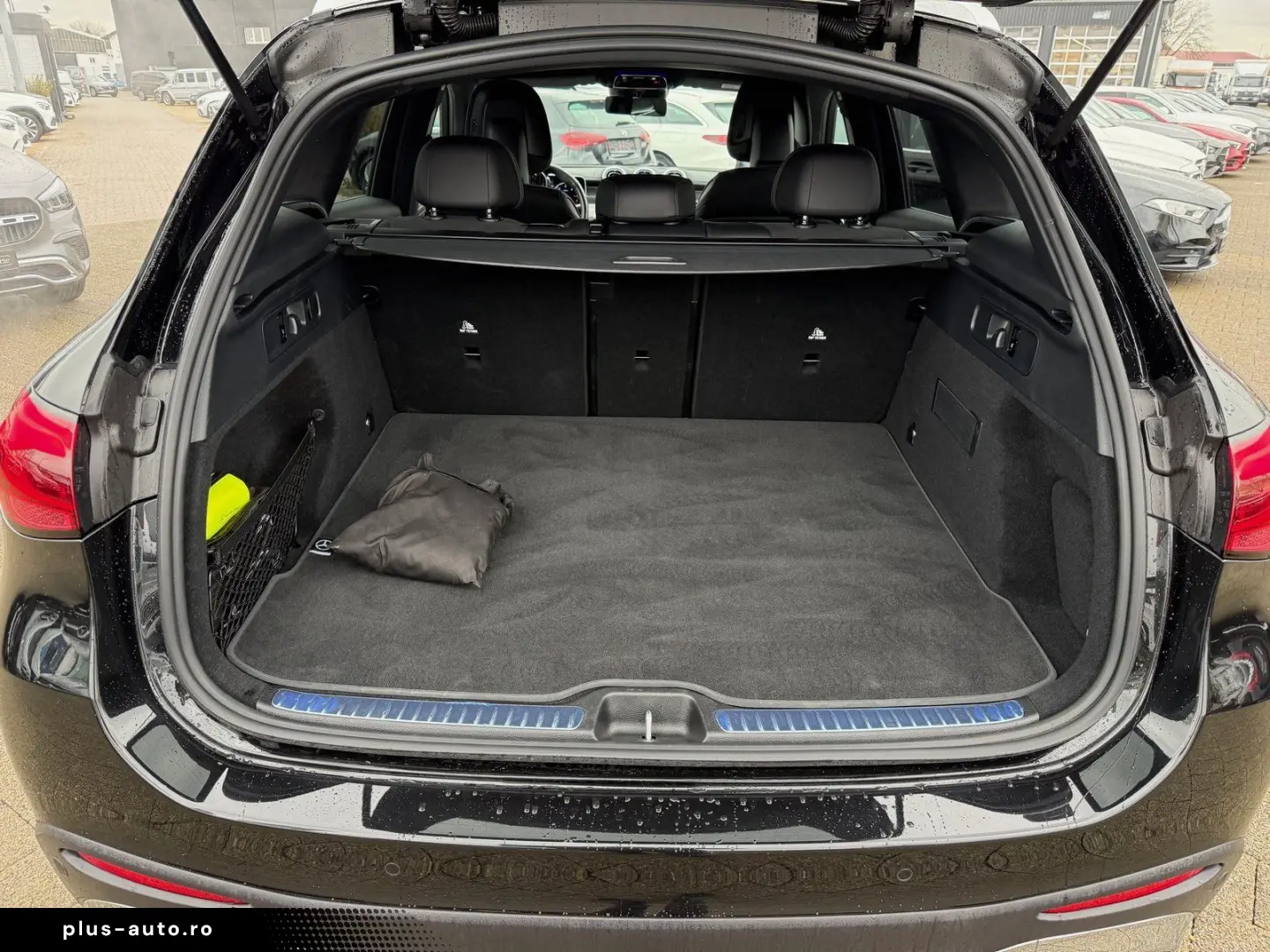 MERCEDES-BENZ GLC 220 d AMG Tot-W 360 AHK Carplay Memory DAB