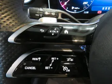 MERCEDES-BENZ GLC 300 d Plus 4M AMG AHK Memory 19