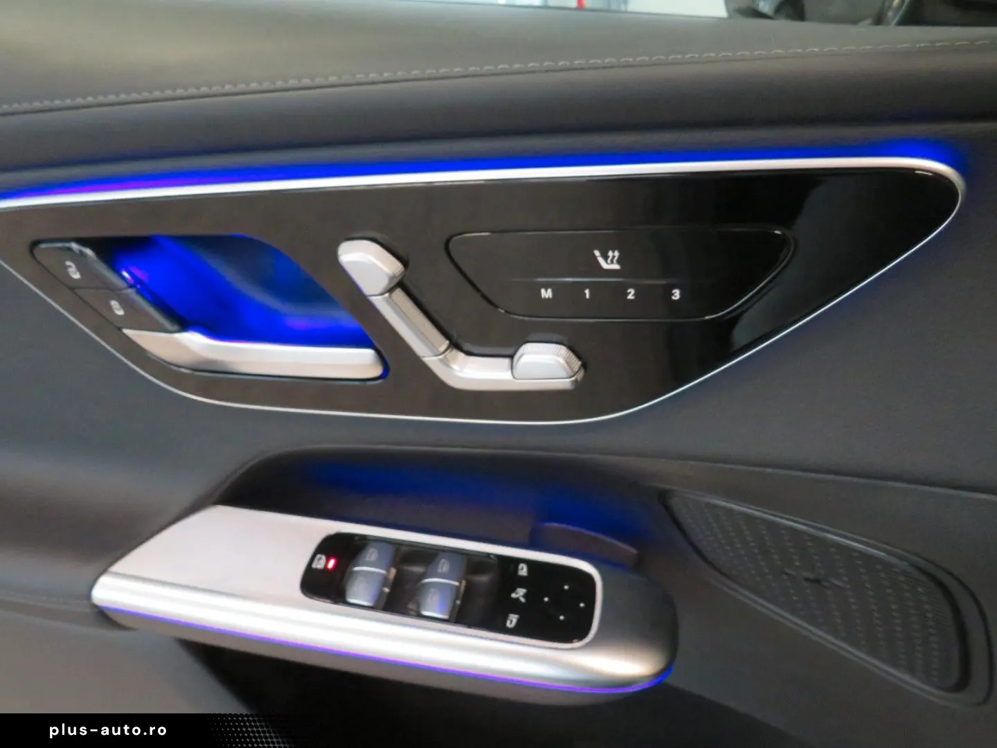 MERCEDES-BENZ GLC 300 d Plus 4M AMG AHK Memory 19