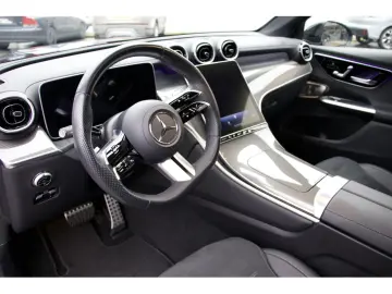 MERCEDES-BENZ GLC 300 e 4M AMG Premium DISTRO Pano 3&hellip;