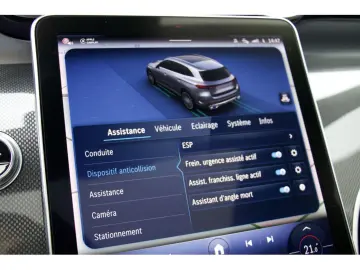 MERCEDES-BENZ GLC 300 e 4M AMG Premium DISTRO Pano 3&hellip;