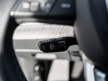 AUDI Q7 55 TFSIe quattro S line PANO