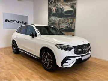 MERCEDES-BENZ GLC 300 d 4Matic AMG-Line AHK Nightpaket