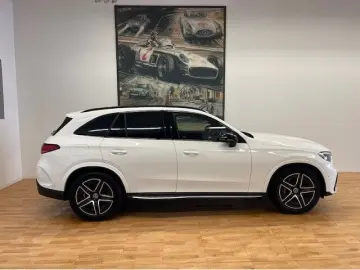 MERCEDES-BENZ GLC 300 d 4Matic AMG-Line AHK Nightpaket