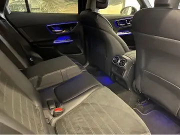 MERCEDES-BENZ GLC 300 d 4Matic AMG-Line AHK Nightpaket