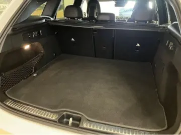 MERCEDES-BENZ GLC 300 d 4Matic AMG-Line AHK Nightpaket