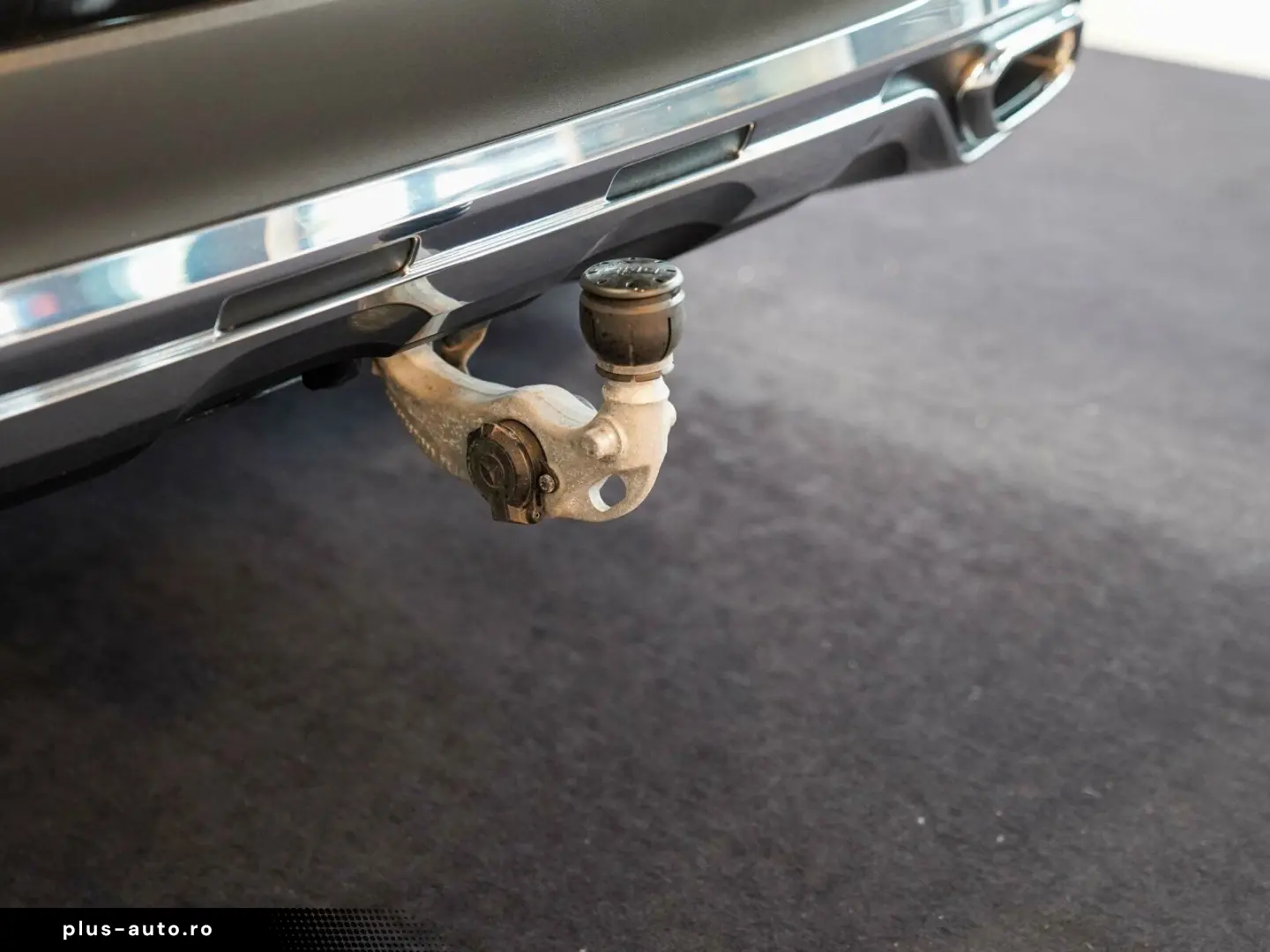 MERCEDES-BENZ GLC 300 e 4M AVANTGARDE Panoramadach DISTRONIC